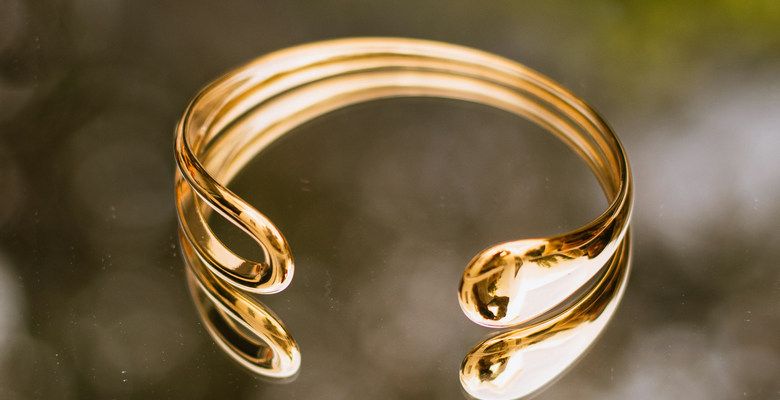 Что подарить Змееносцу на 25-летие из ювелирки