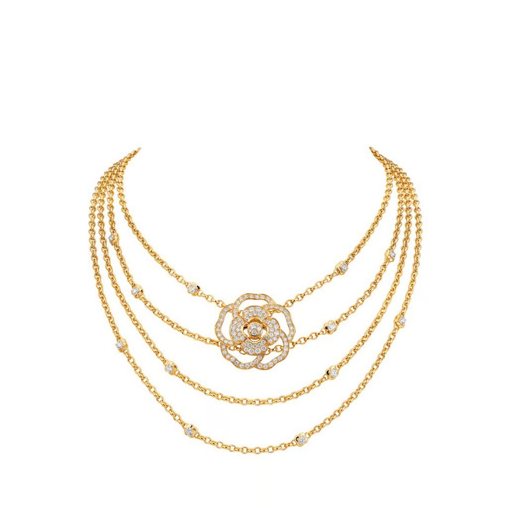 Многоярусное колье с камелией от Chanel