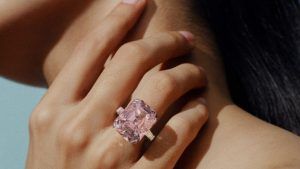 Бриллиант Bulgari Pink может быть продан на аукционе Christie’s за $ 18 млн 