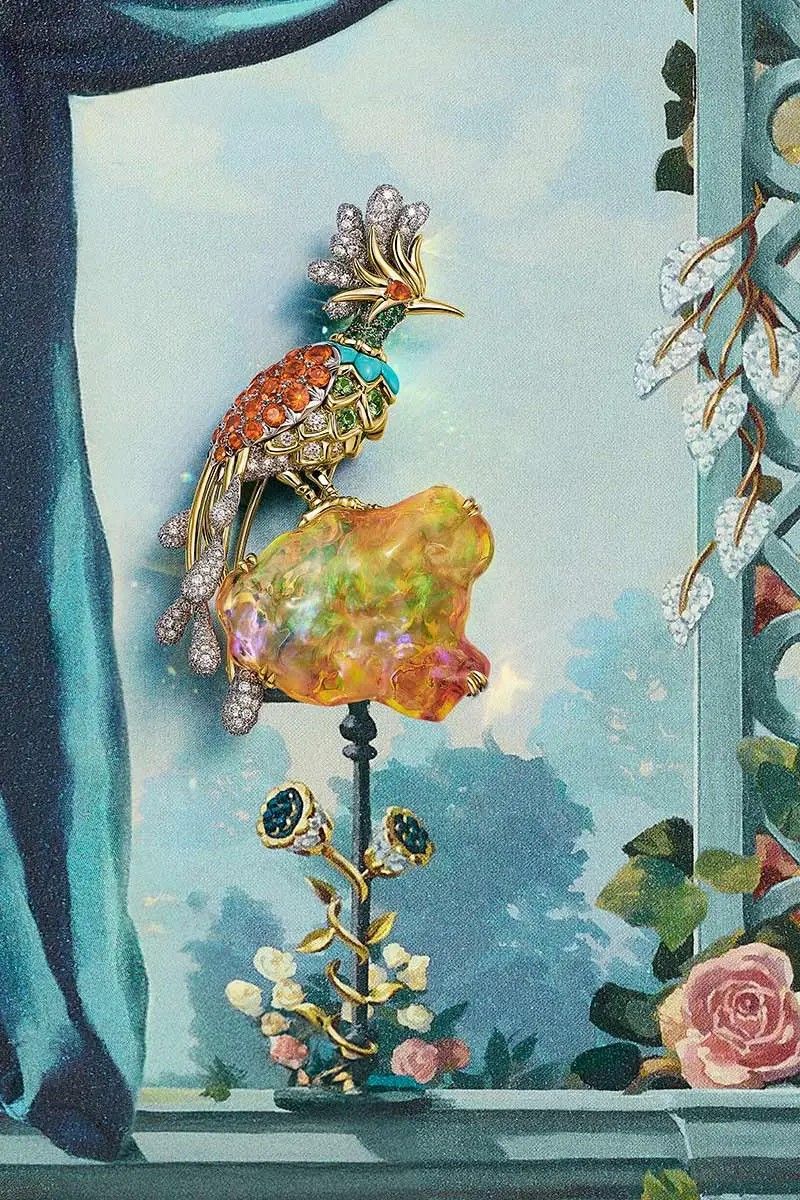 Брошь Paradise Bird от Tiffany & Co. с огненным опалом свободной формы весом 25,14 карата. Фото: Tiffany & Co. Брошь Paradise Bird от Tiffany & Co. с огненным опалом свободной формы весом 25,14 карата. Фото: Tiffany & Co.