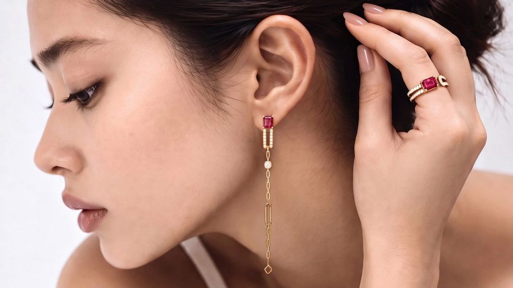 Коллекция Pure Edge от ювелирного дома King Fook Jewellery: украшения с драгоценными камнями геометрической огранки Коллекция Pure Edge от ювелирного дома King Fook Jewellery: украшения с драгоценными камнями геометрической огранки