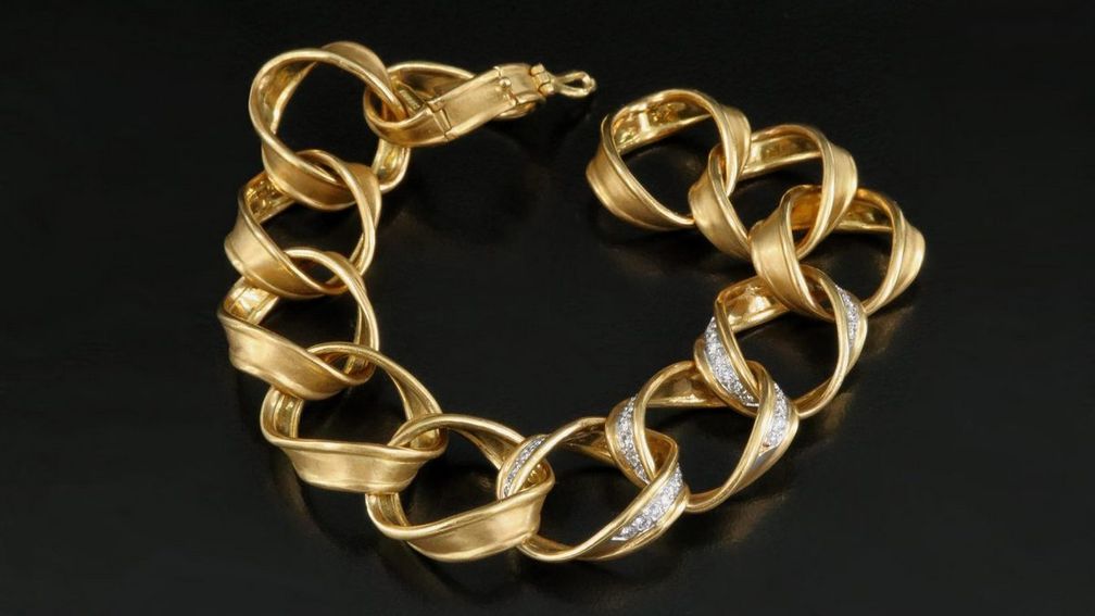 Золотой браслет с бриллиантами работы Анджелы Каммингс для Tiffany & Co., 1983 год