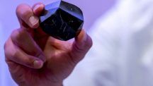 В Дубае был представлен черный бриллиант весом 888,88 карата