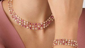 Van Cleef & Arpels расширяет свою классическую коллекцию высокого ювелирного искусства Palmyre