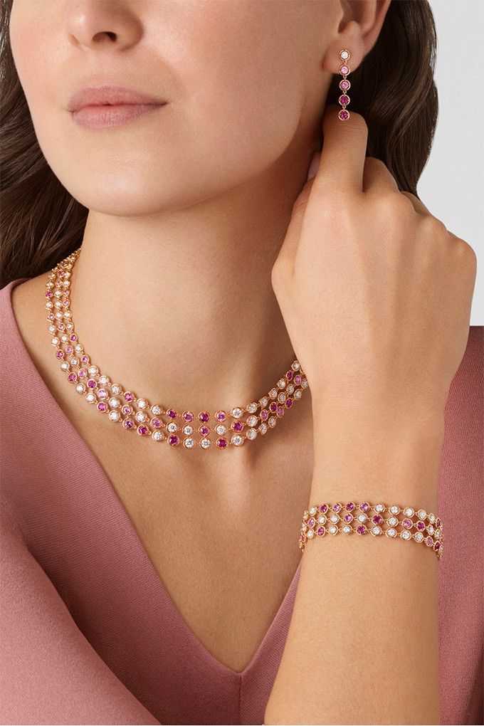 Van Cleef & Arpels расширяет свою классическую коллекцию высокого ювелирного искусства Palmyre